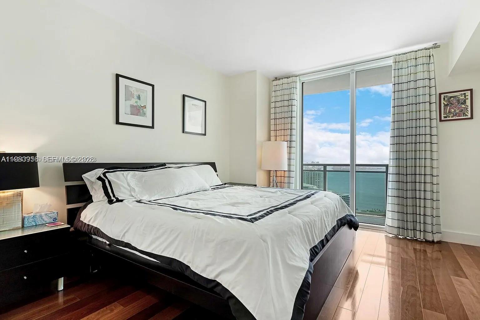 THE PLAZA 851 BRICKELL CO - Residential Lease