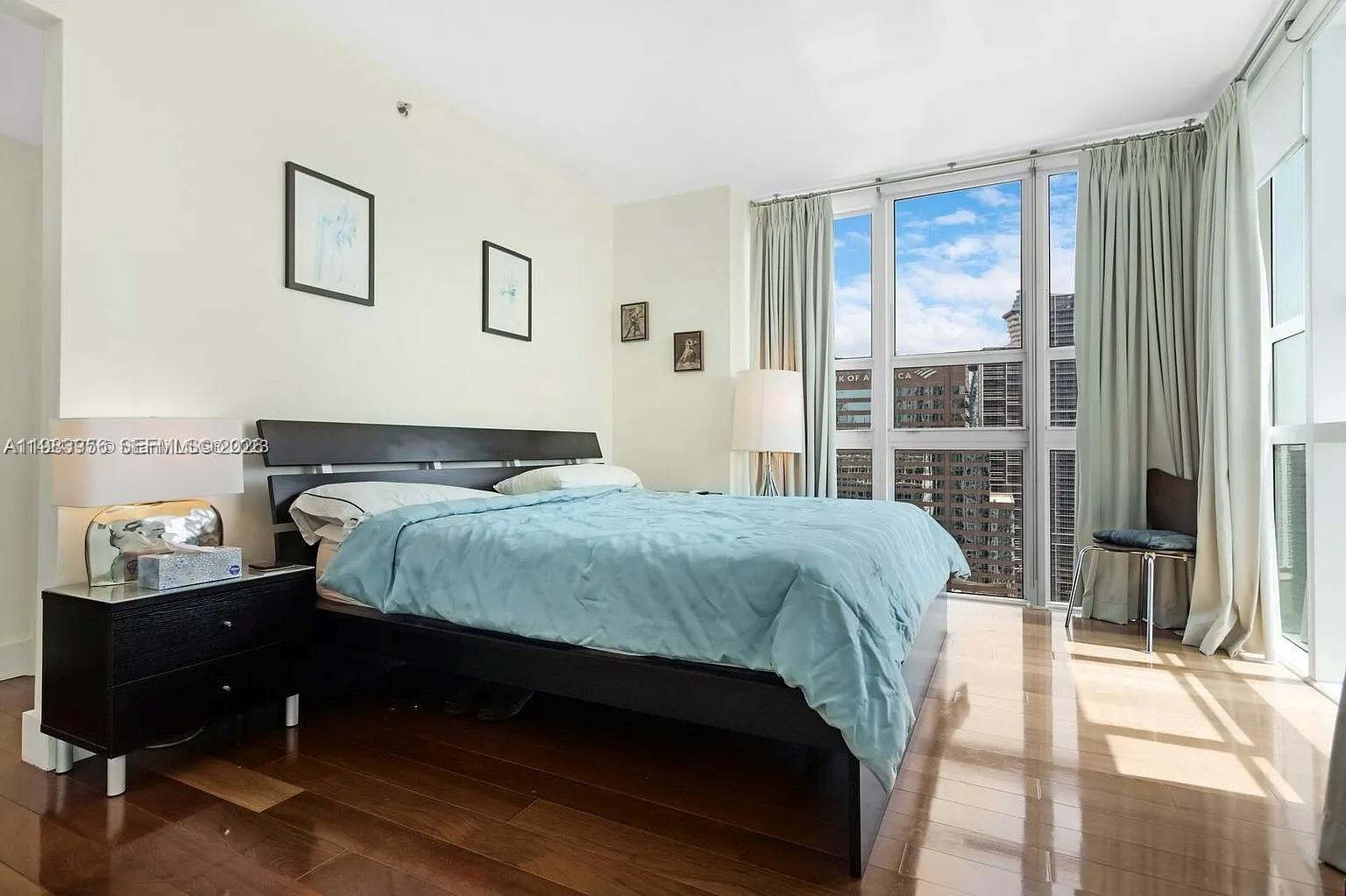 THE PLAZA 851 BRICKELL CO - Residential Lease