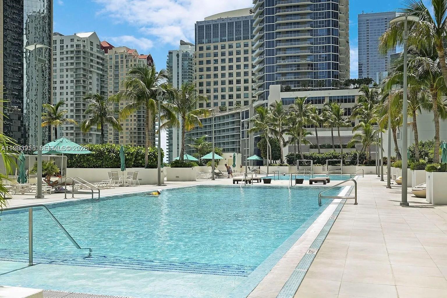 THE PLAZA 851 BRICKELL CO - Residential Lease