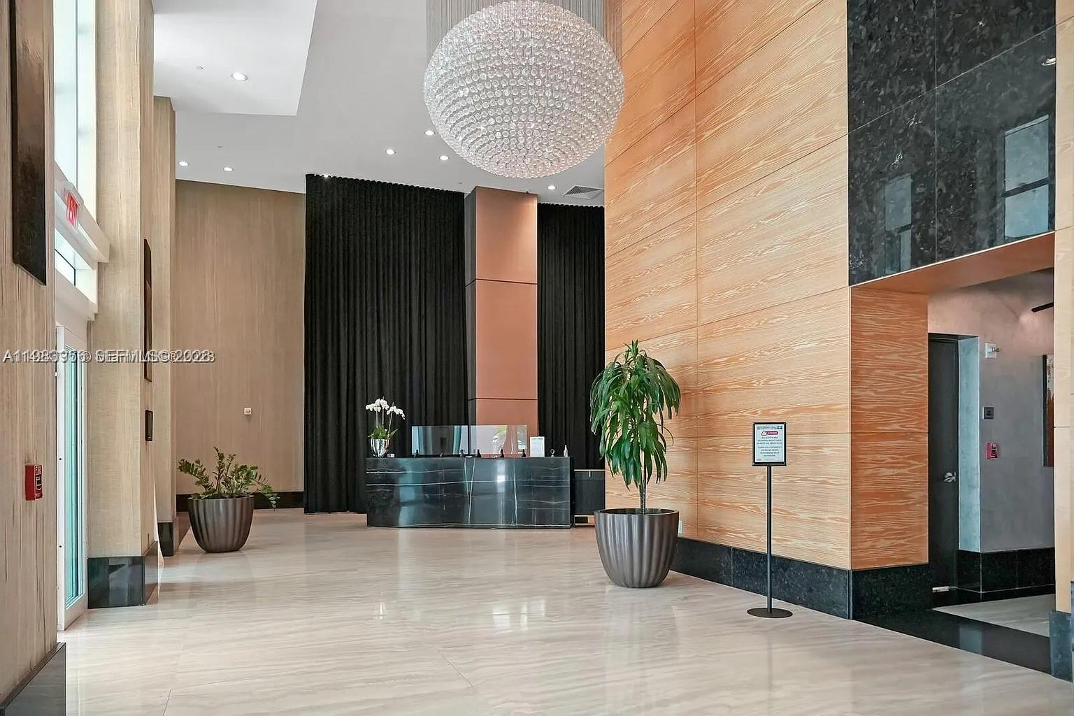 THE PLAZA 851 BRICKELL CO - Residential Lease