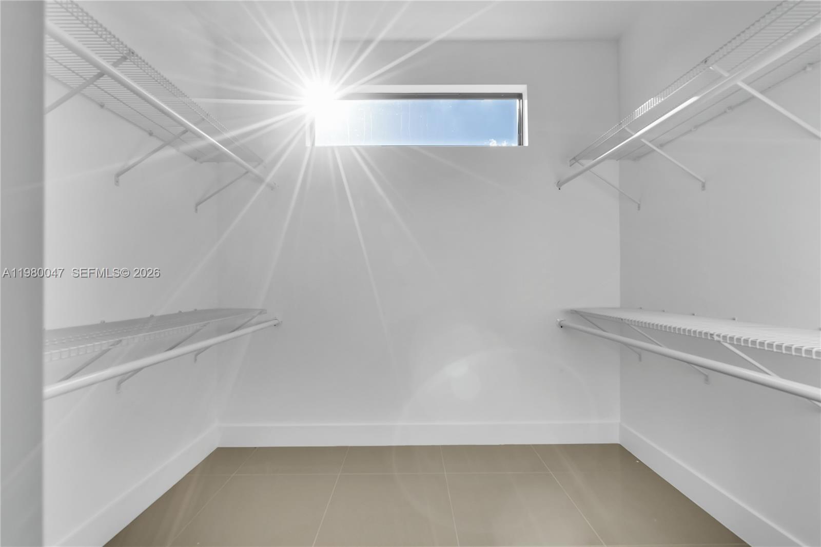 12TH STREET MANORS - Residential