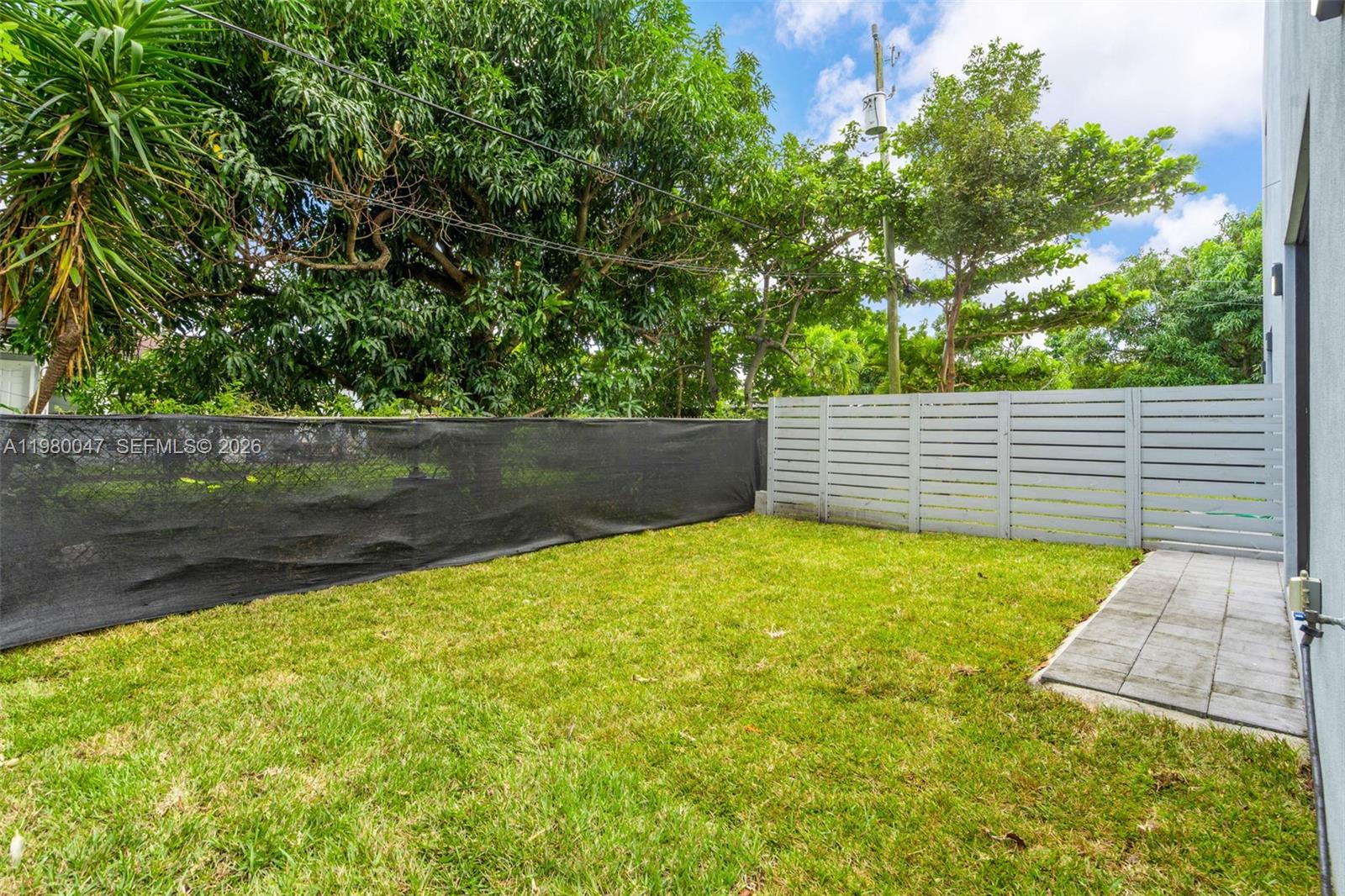 12TH STREET MANORS - Residential