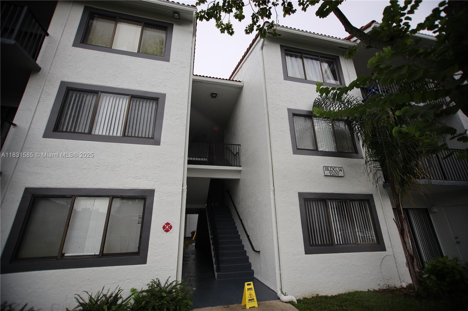 VISCONTI CONDO - Residential Lease