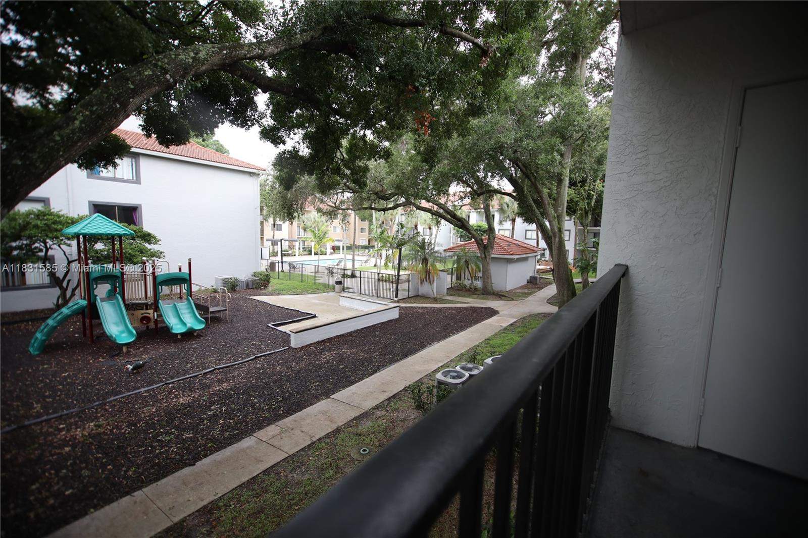 VISCONTI CONDO - Residential Lease