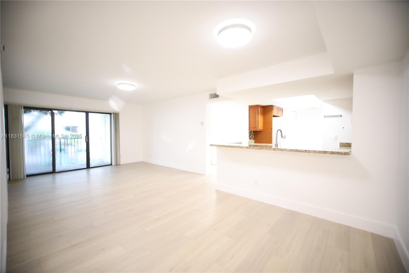 VISCONTI CONDO - Residential Lease