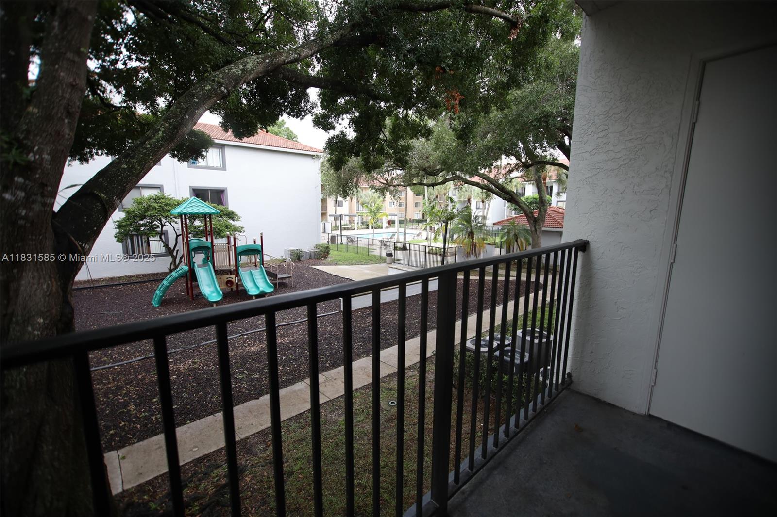 VISCONTI CONDO - Residential Lease