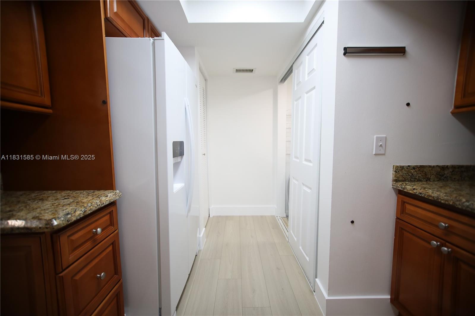 VISCONTI CONDO - Residential Lease