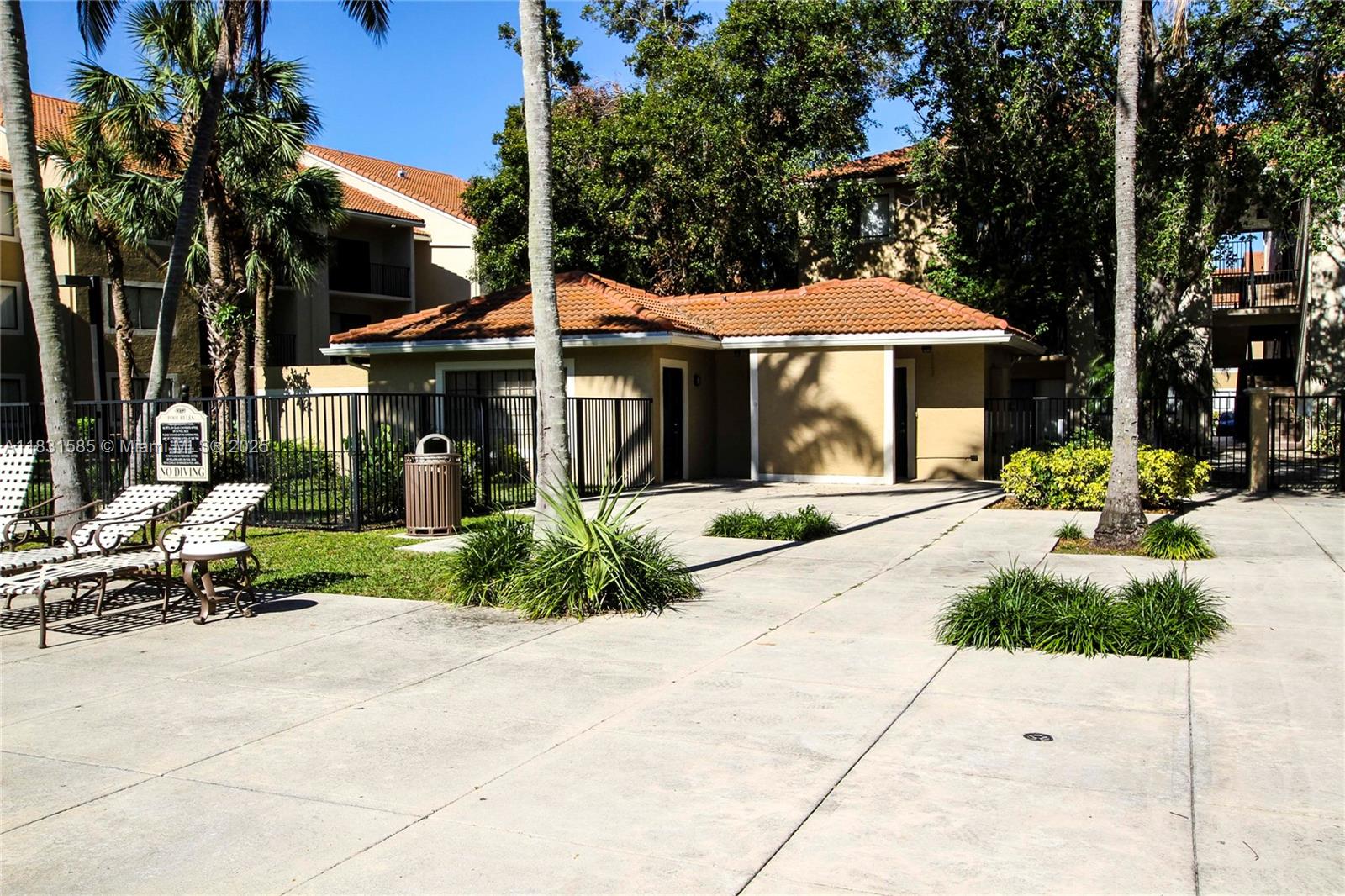 VISCONTI CONDO - Residential Lease