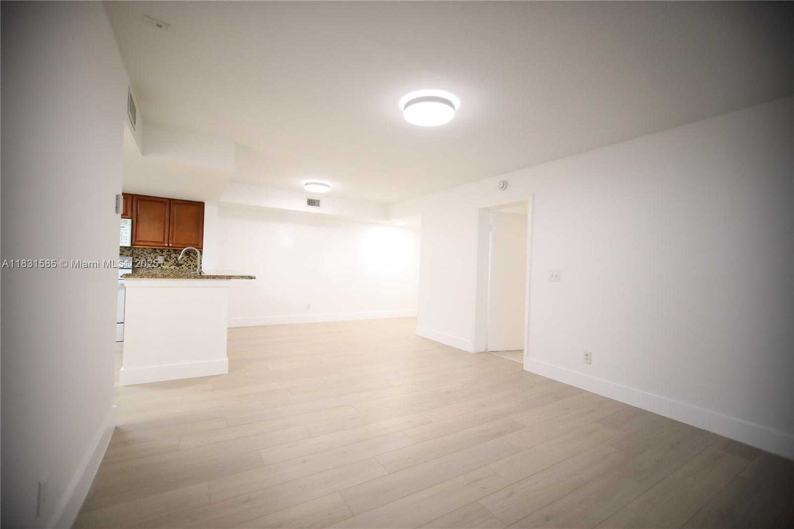 VISCONTI CONDO - Residential Lease