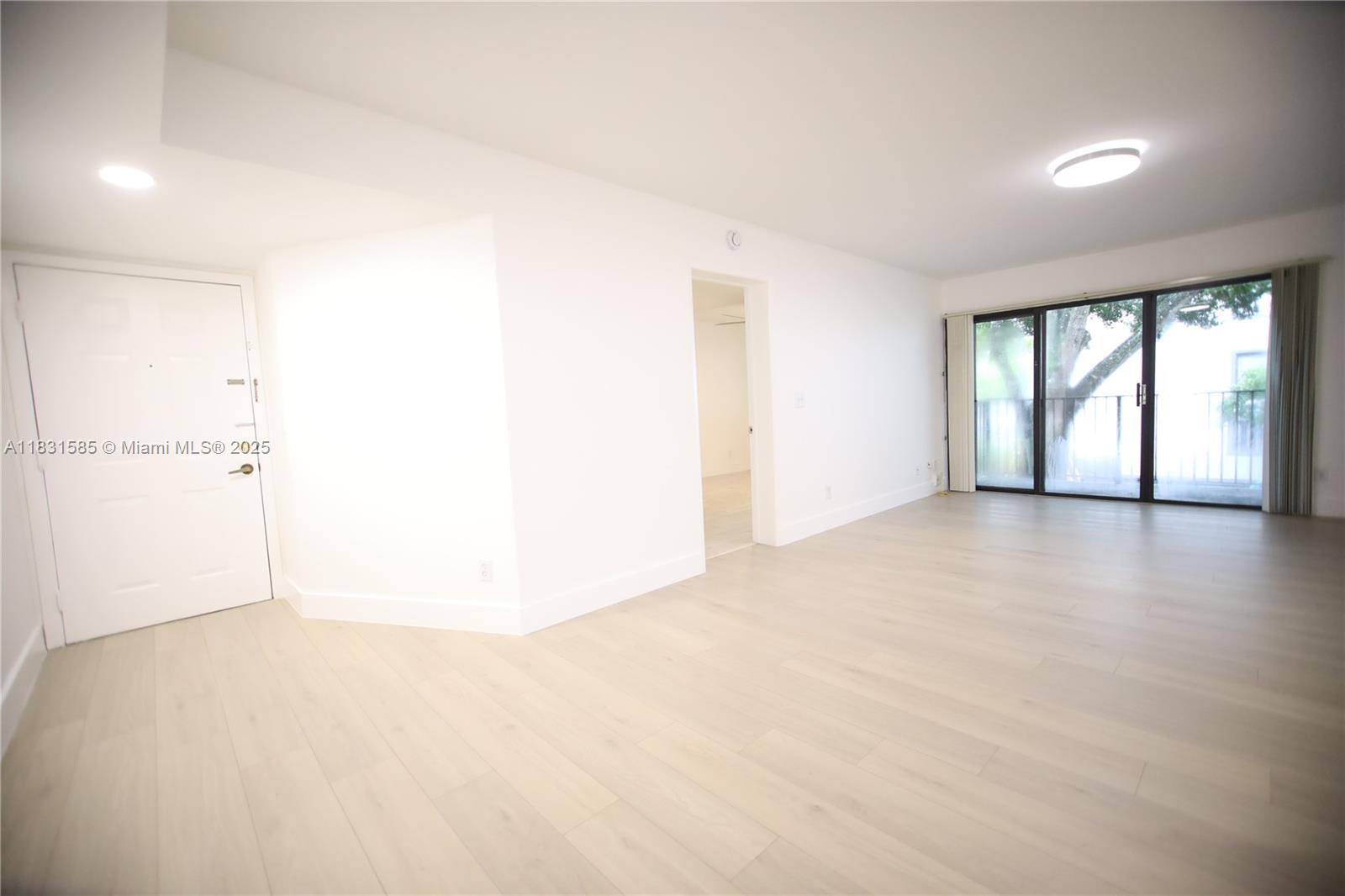 VISCONTI CONDO - Residential Lease