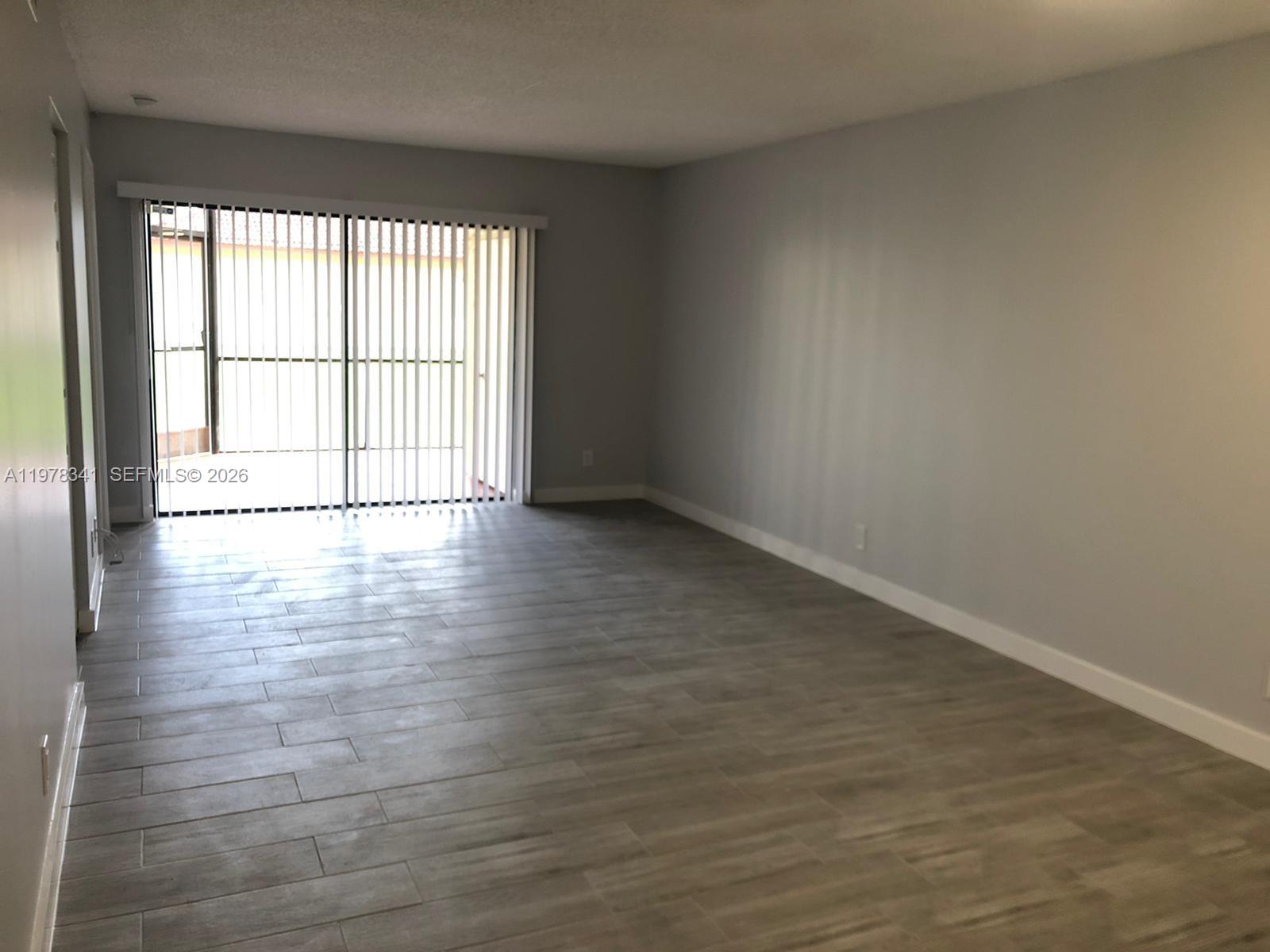 3400 Foxcroft Rd 104