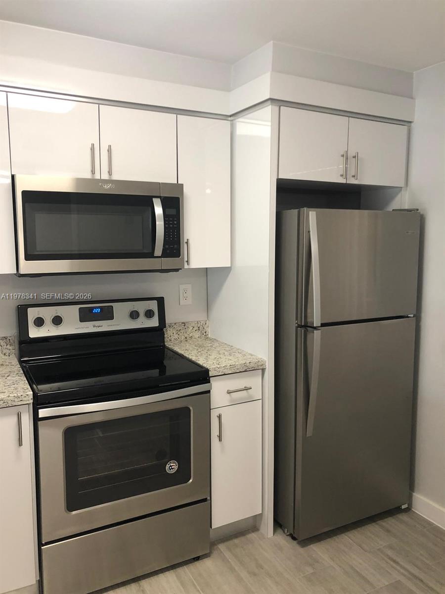 3400 Foxcroft Rd 104