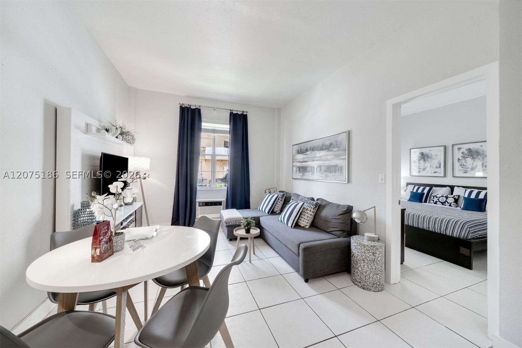 3030 Collins Ave 1G