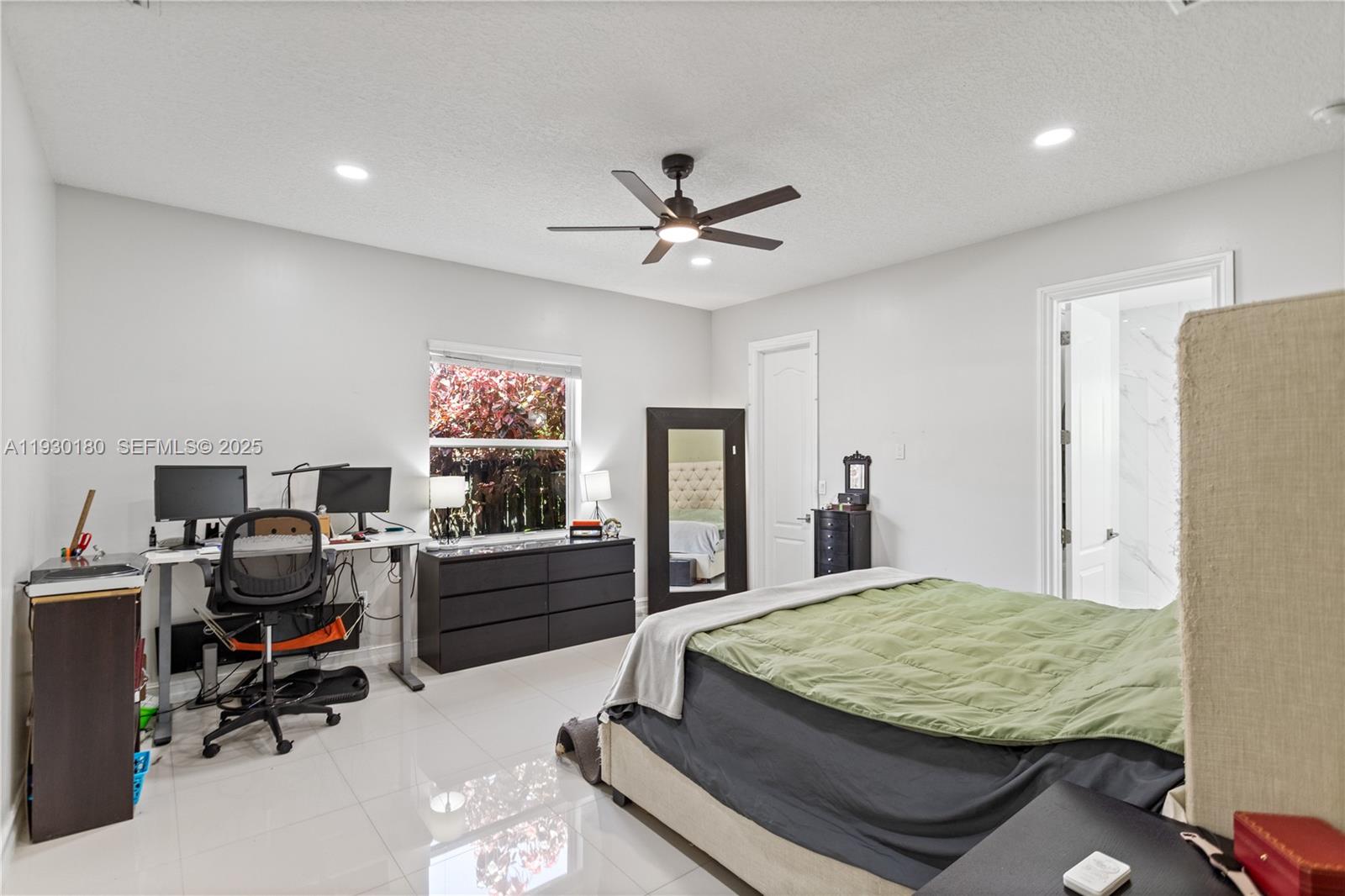 DANIA HEIGHTS - Residential