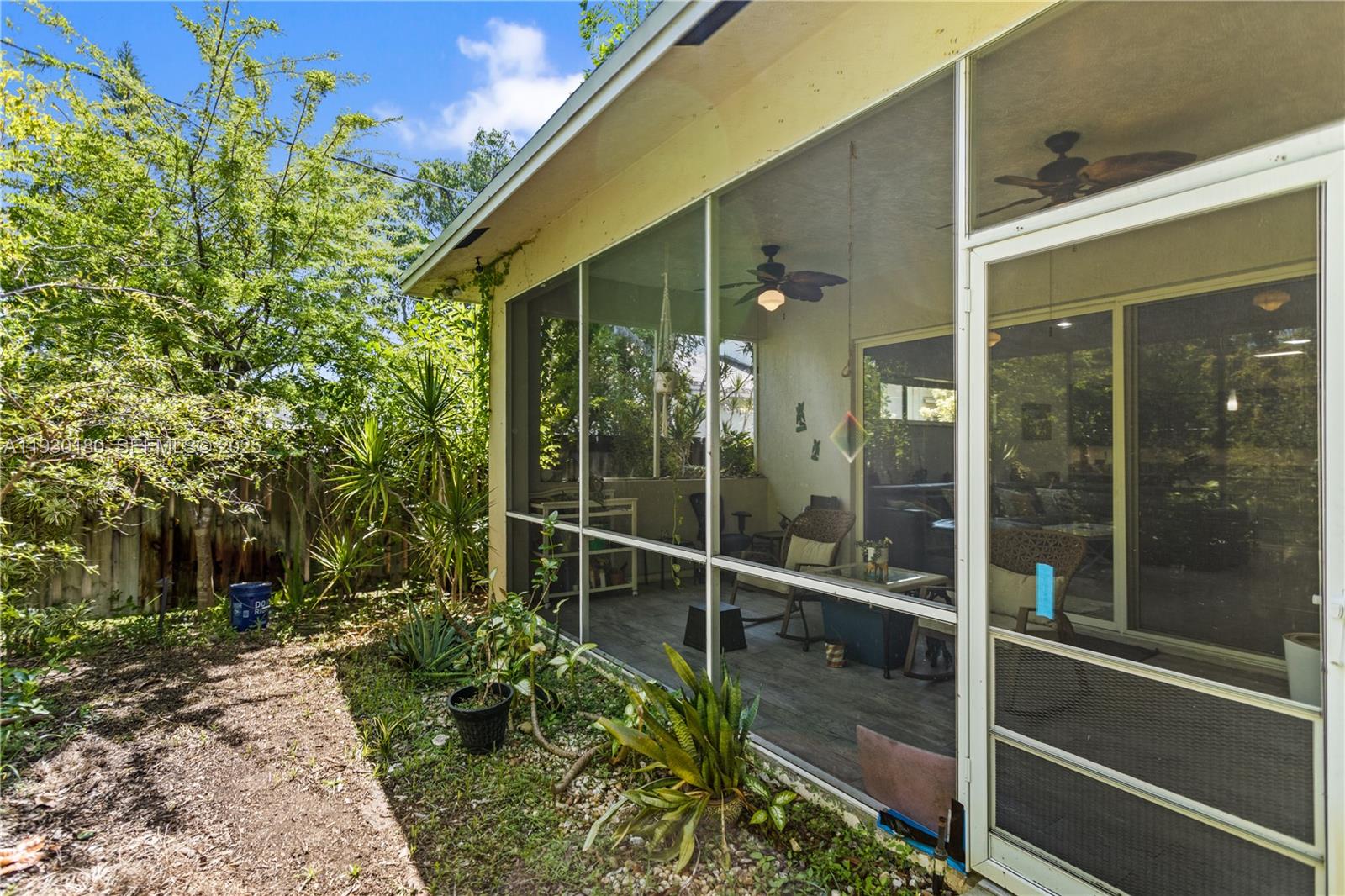 DANIA HEIGHTS - Residential