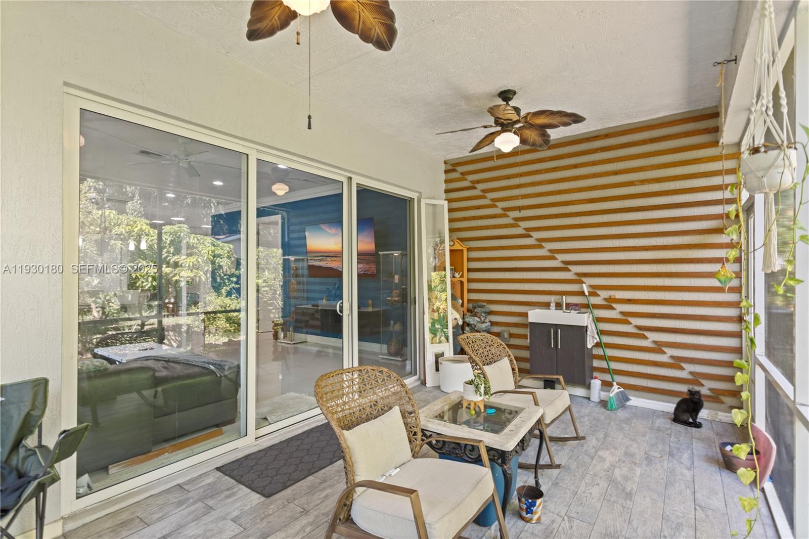 DANIA HEIGHTS - Residential