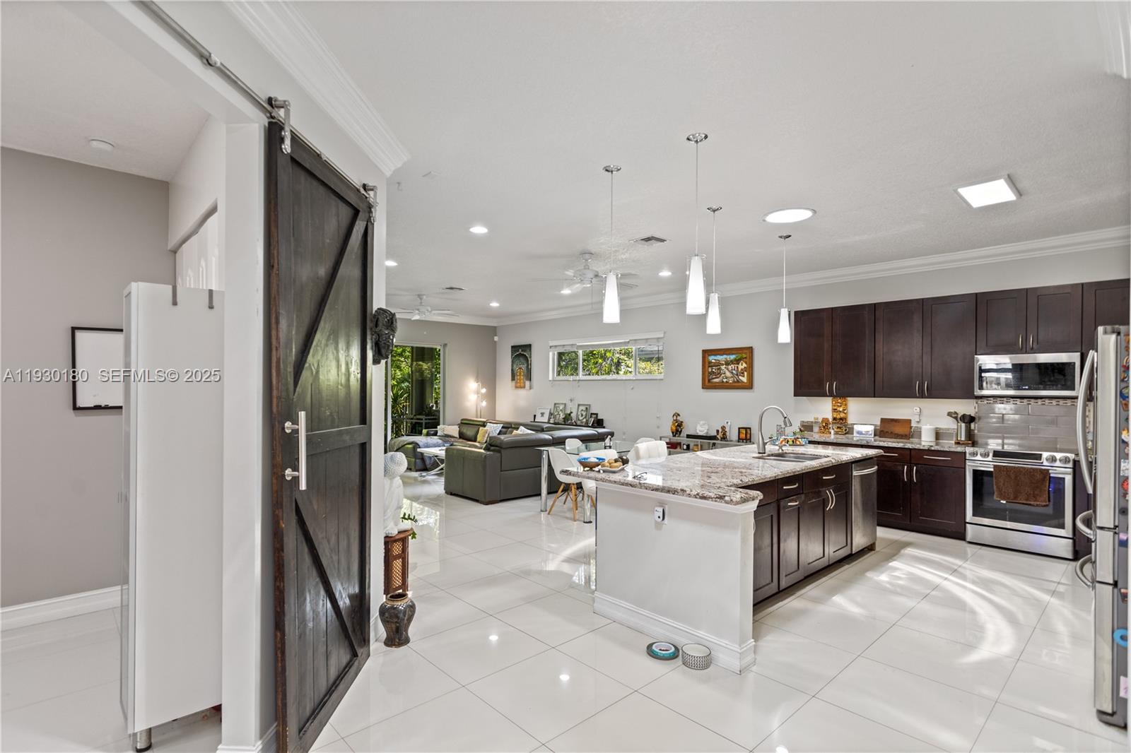 DANIA HEIGHTS - Residential