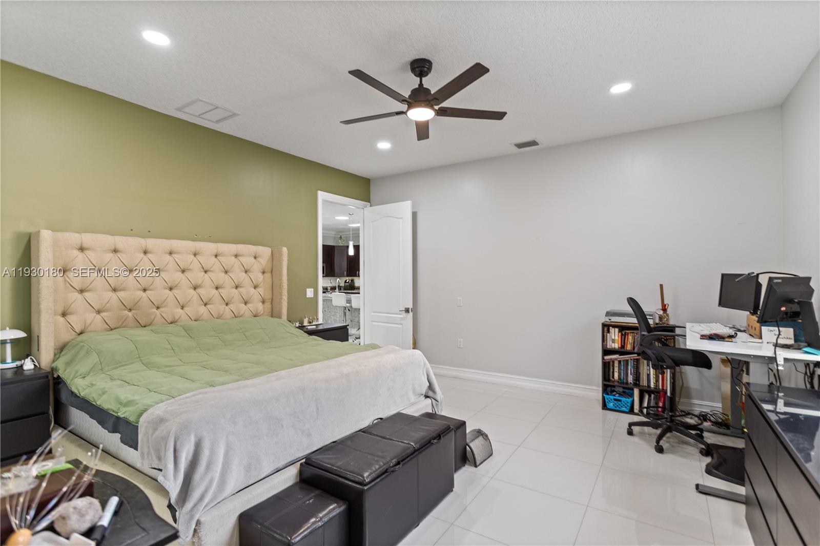 DANIA HEIGHTS - Residential