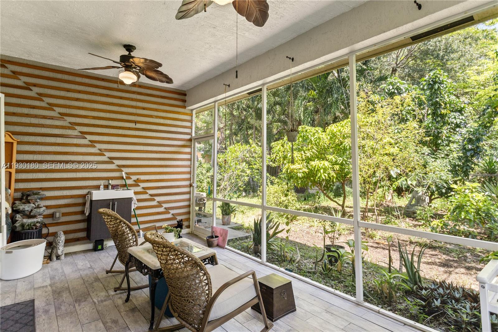 DANIA HEIGHTS - Residential