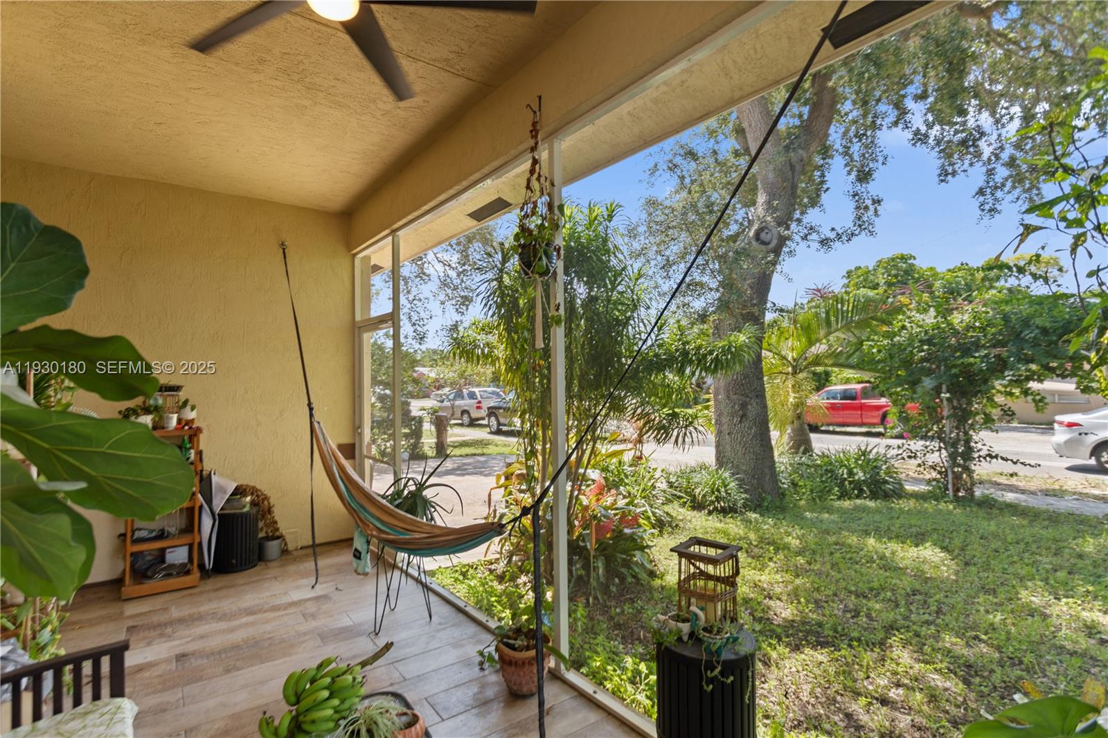 DANIA HEIGHTS - Residential