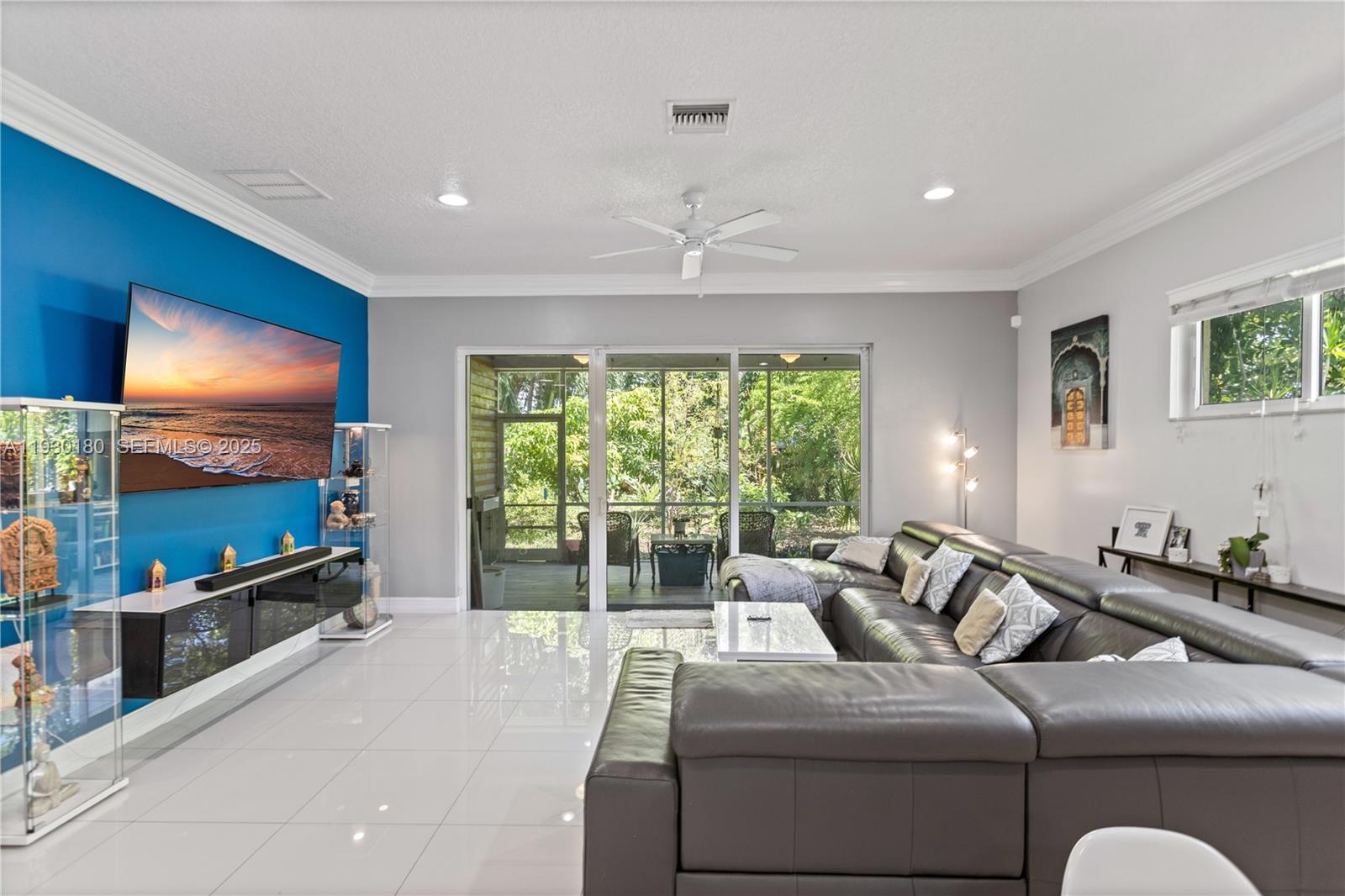 DANIA HEIGHTS - Residential