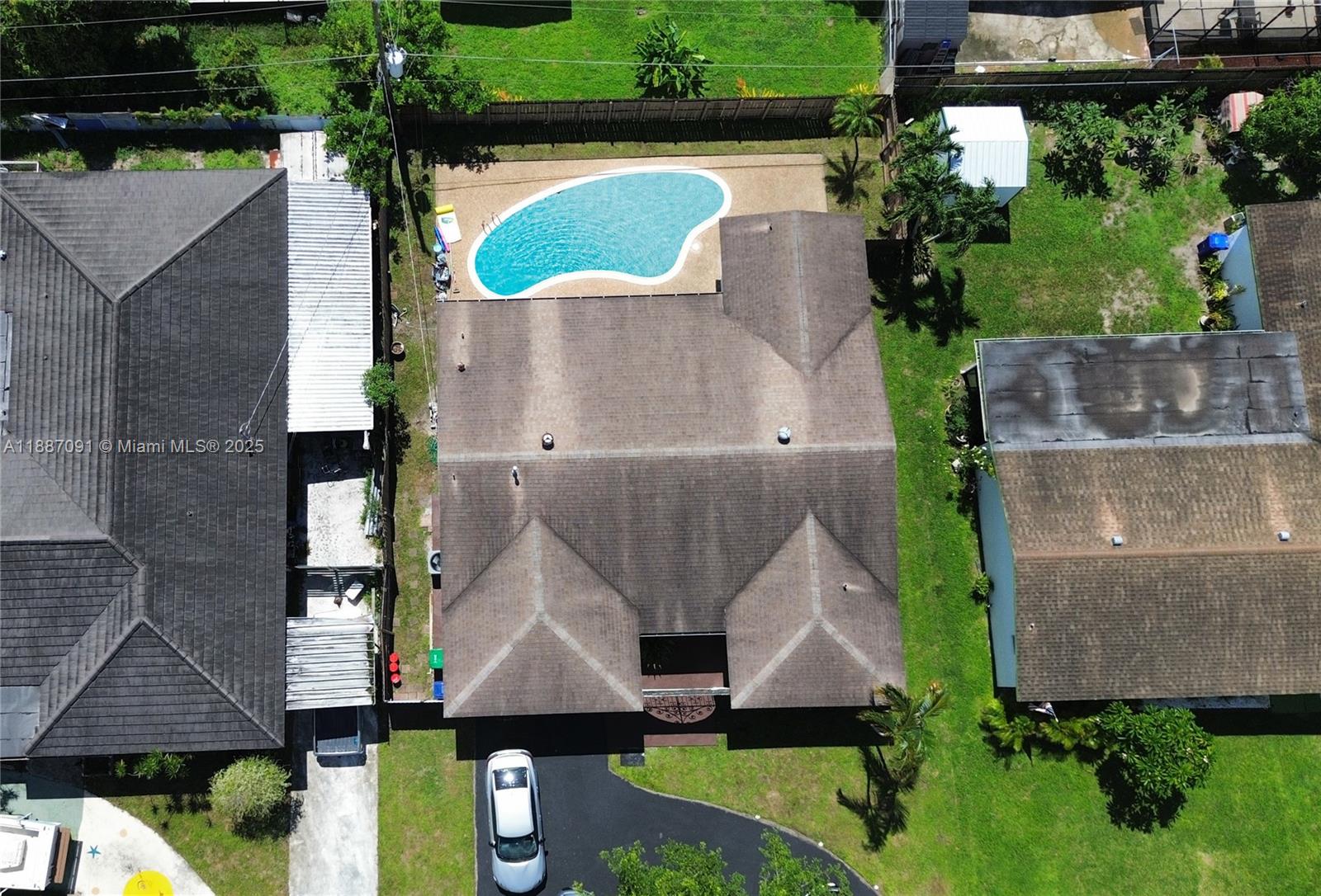 KNOLLS 1ST SECTION - Residential