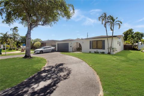Photo of 8544 Long Acre Dr, Miramar, FL 33025 (MLS # A11887091)
