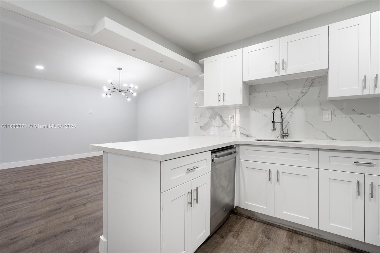 SNAPPER VILLAGE CONDO PHA - Residential Lease