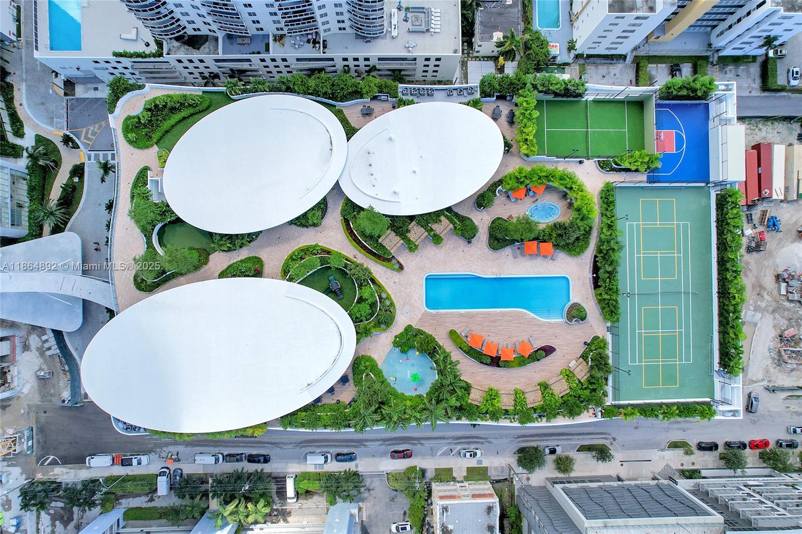 ARIA RESERVE MIAMI - Residential