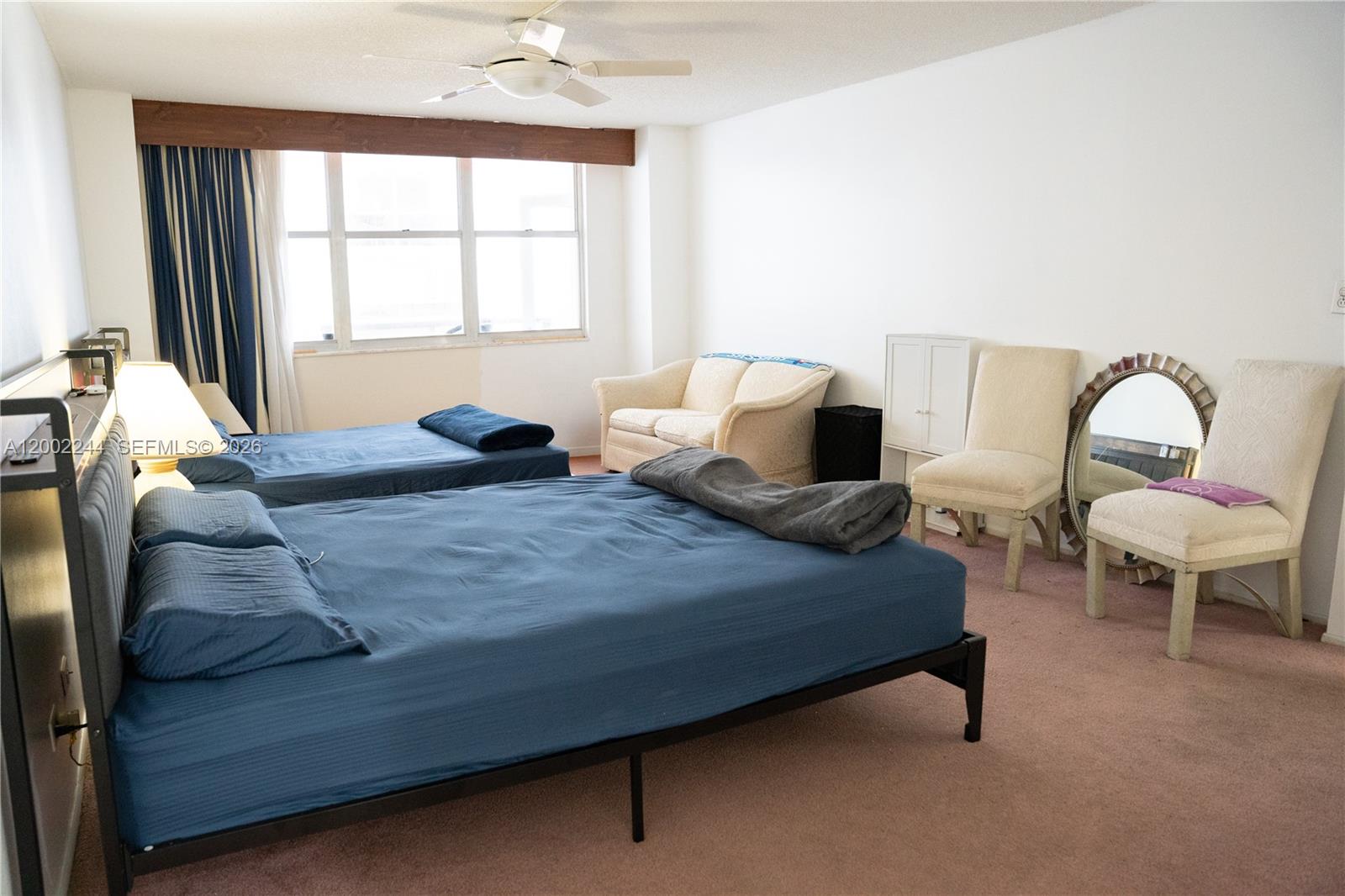 MAISON GRANDE CONDO - Residential