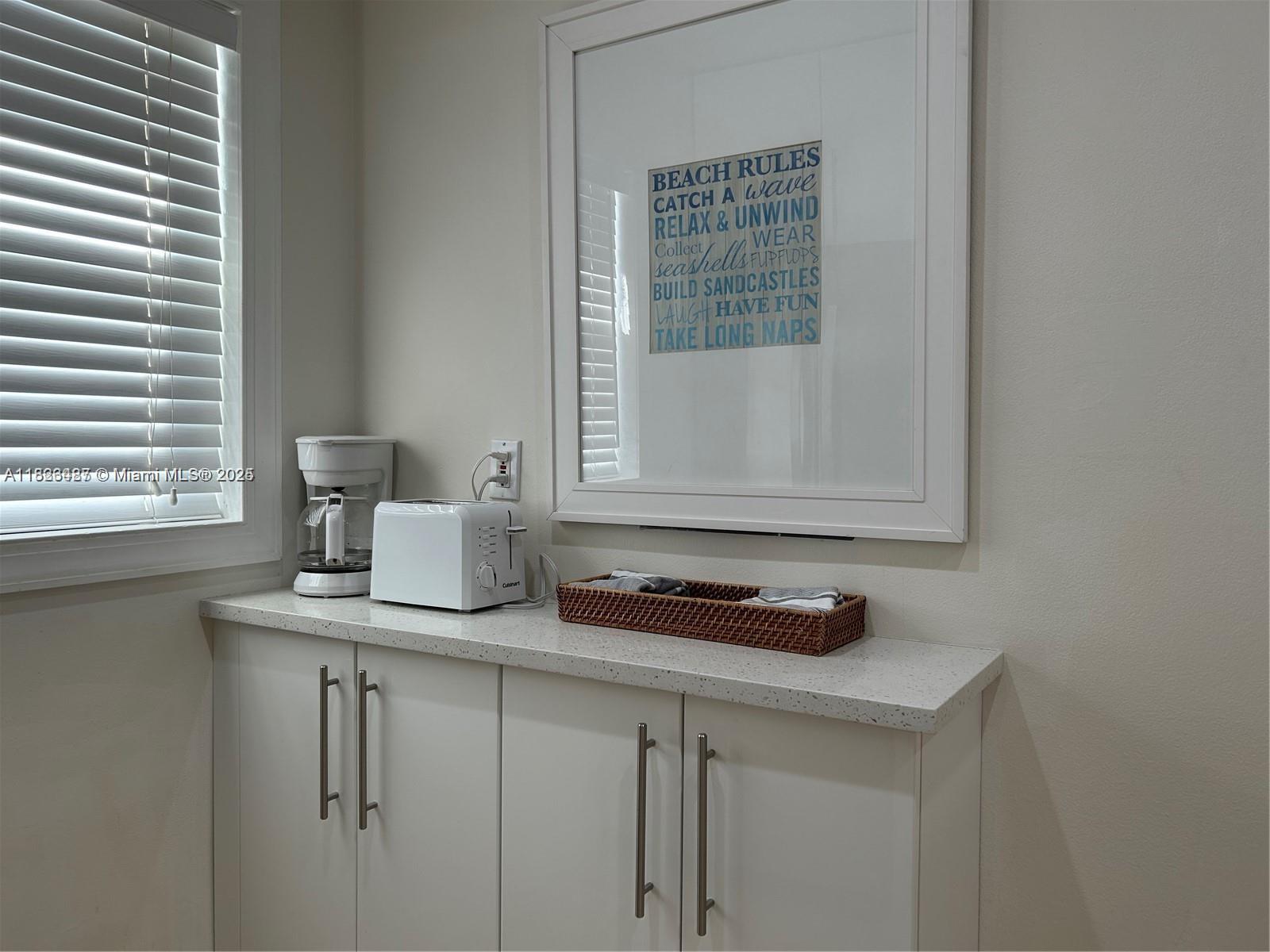 OCEAN HARBOUR CONDOMINIUM - Residential Lease