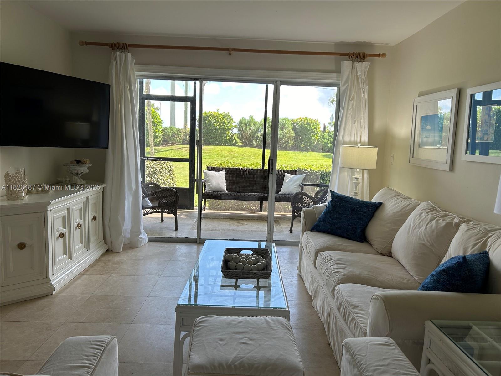 OCEAN HARBOUR CONDOMINIUM - Residential Lease