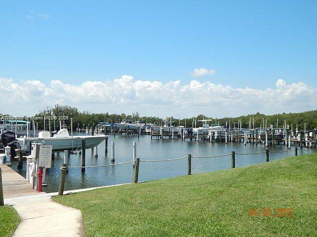 OCEAN HARBOUR CONDOMINIUM - Residential Lease