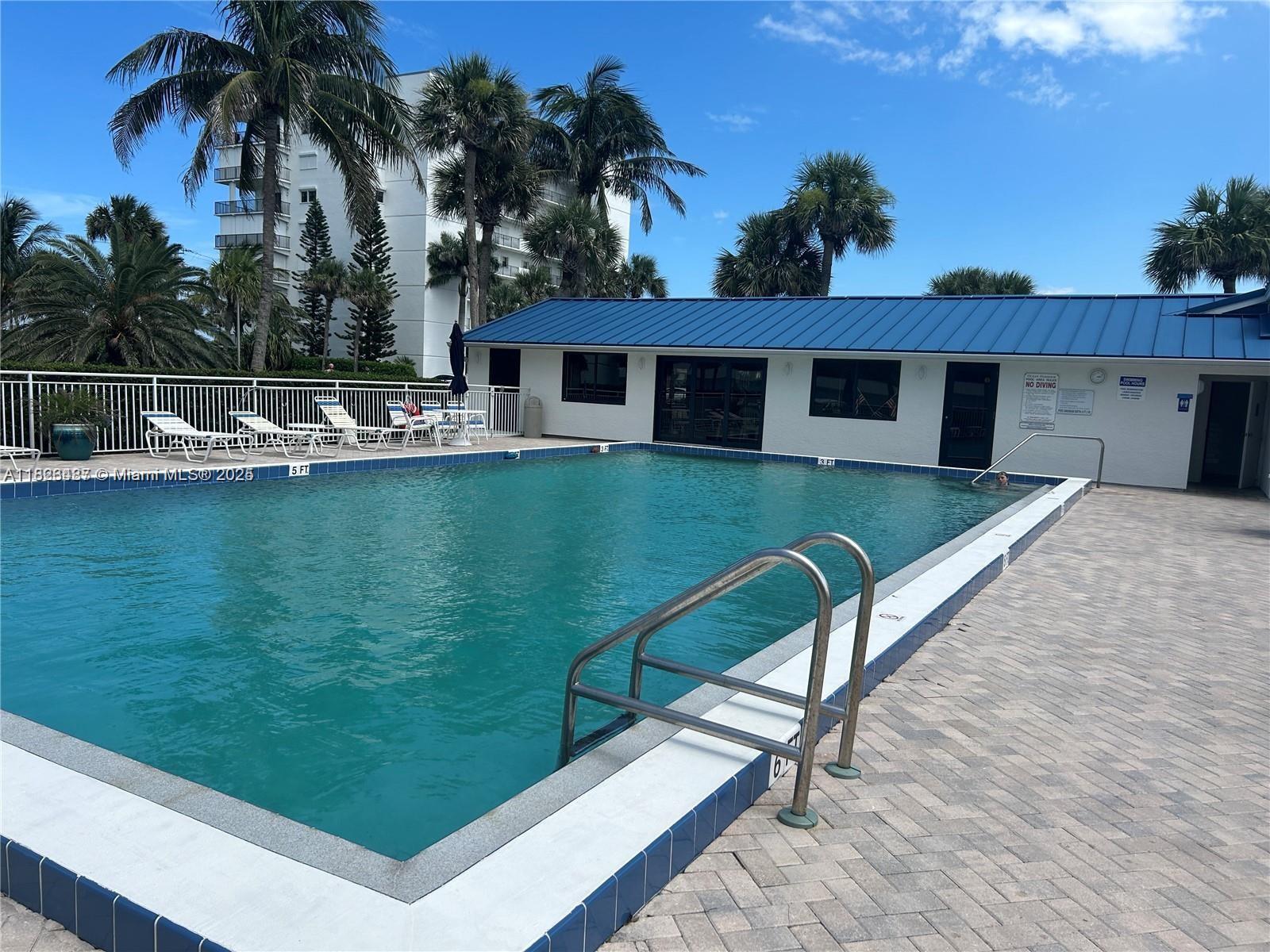 OCEAN HARBOUR CONDOMINIUM - Residential Lease