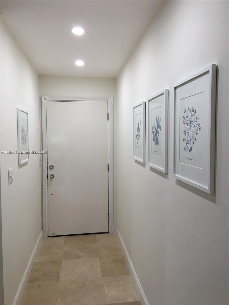 OCEAN HARBOUR CONDOMINIUM - Residential Lease