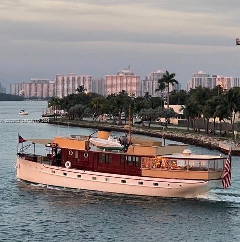 WATERS EDGE HOUSE CONDO - Residential Lease