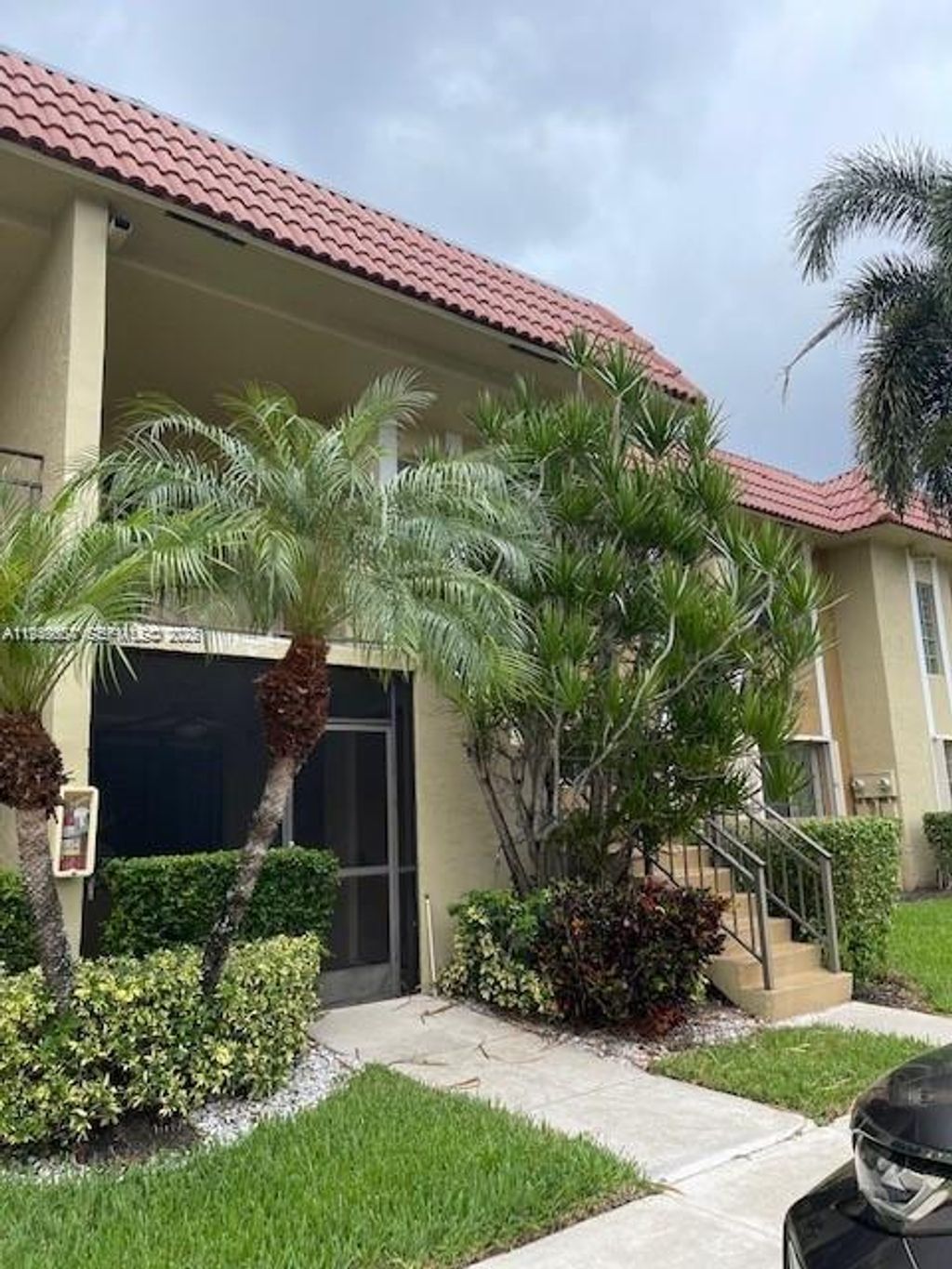 Photo of 321 Lakeview Dr #105, Weston, FL 33326 (MLS # A11948604)
