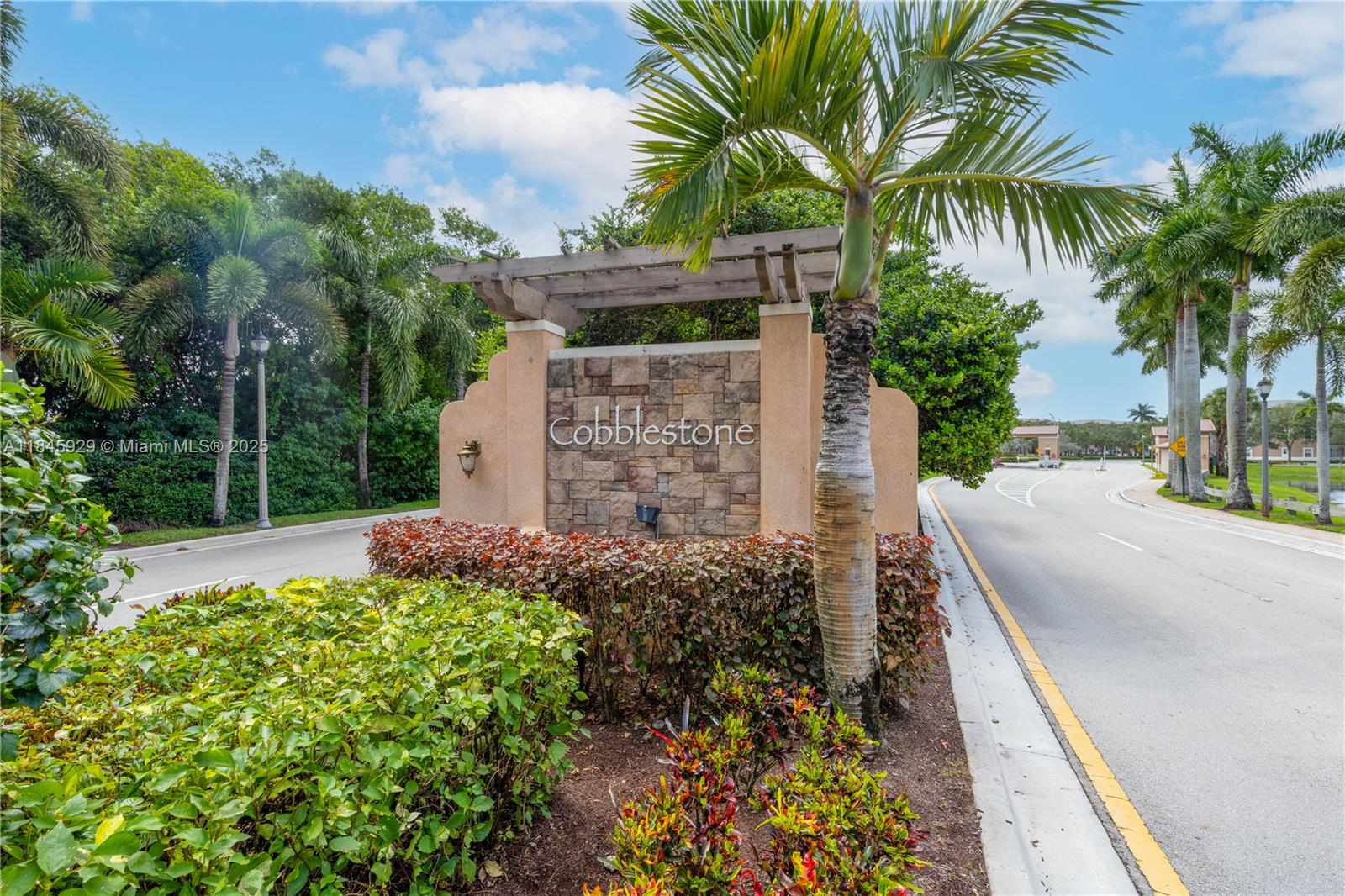 MEADOW PINES - Residential