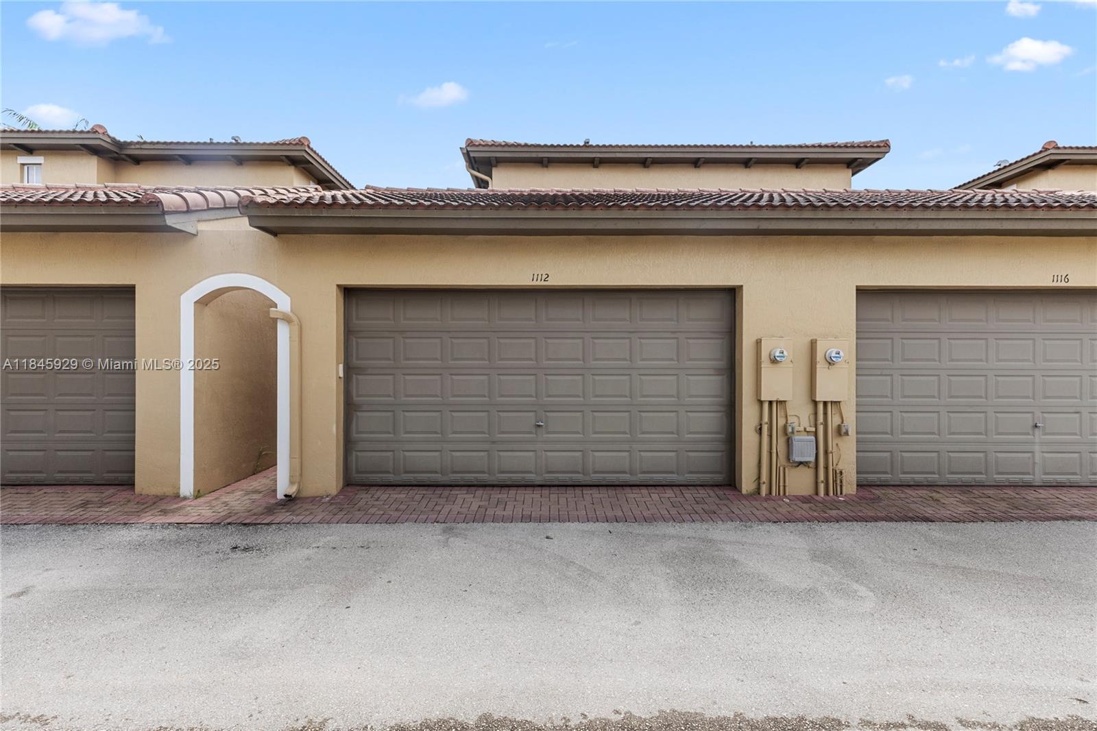 1112 SW 146th Ter, Pembroke Pines, FL, 33027/$539,900 1 1112 SW 146th Ter