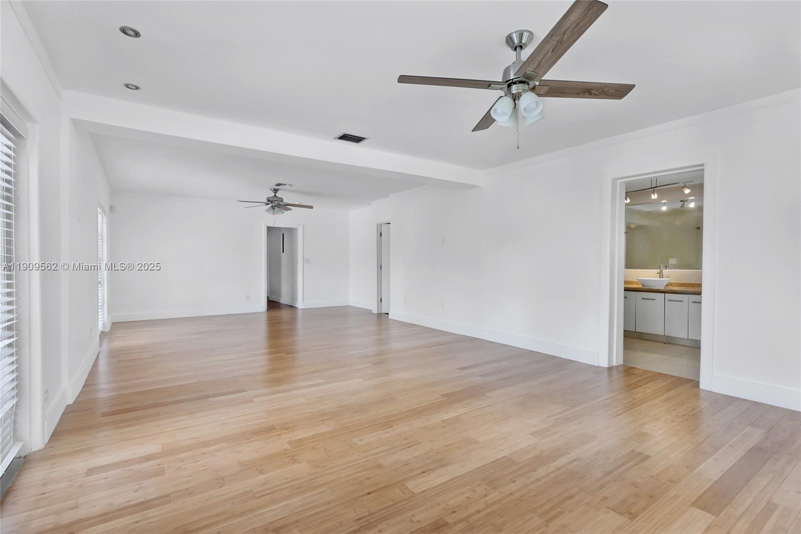 GREEN BRIAR ACRES 2ND ADD - Residential Lease