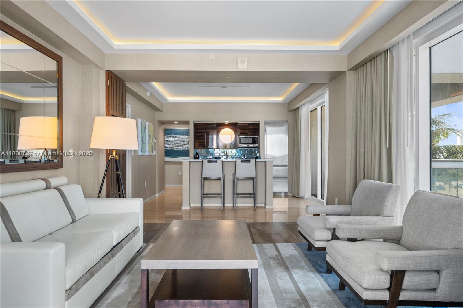 551 FLB CONDOMINIUM RESID - Residential