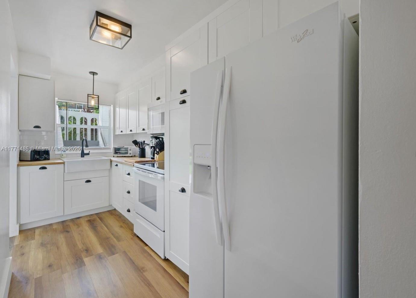 ELDORADO COUNTRY CLUB TOW - Residential