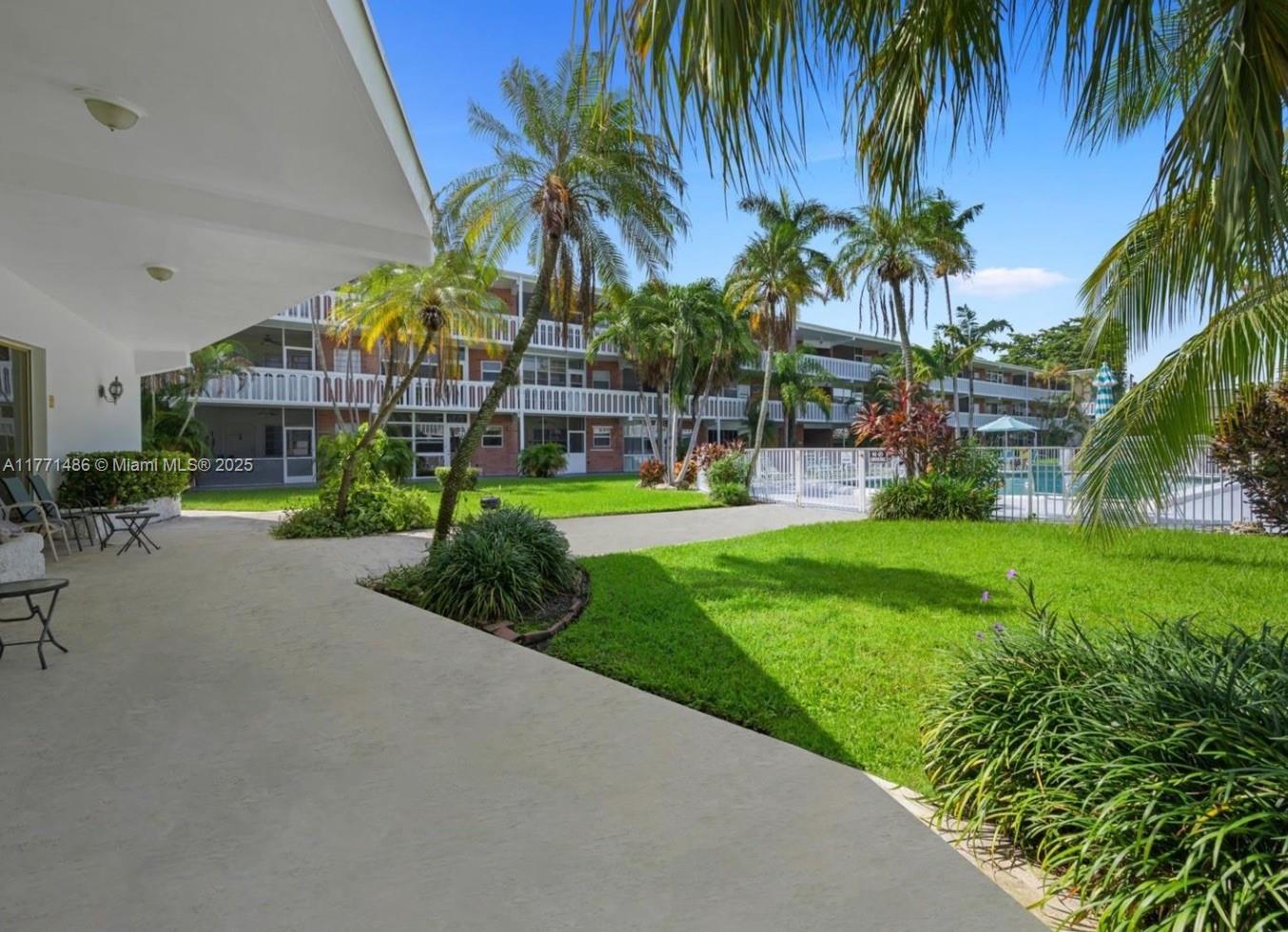 ELDORADO COUNTRY CLUB TOW - Residential