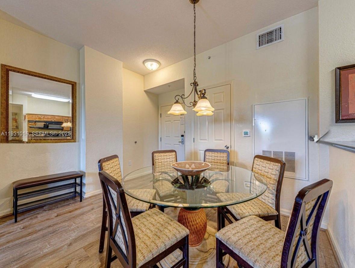 LAKE BUENA VISTA RESORT V - Residential