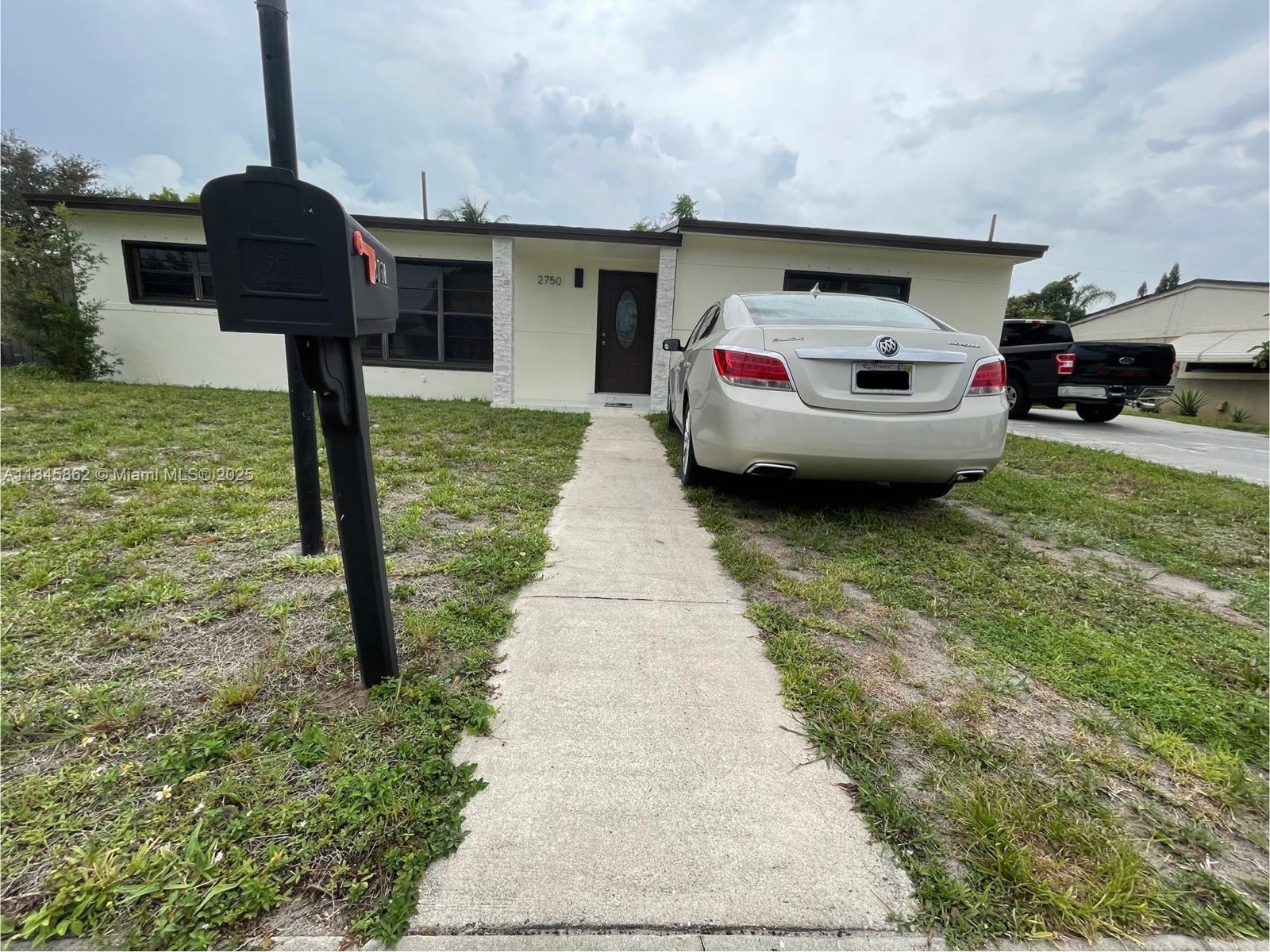 MYRTLE GROVE - Residential
