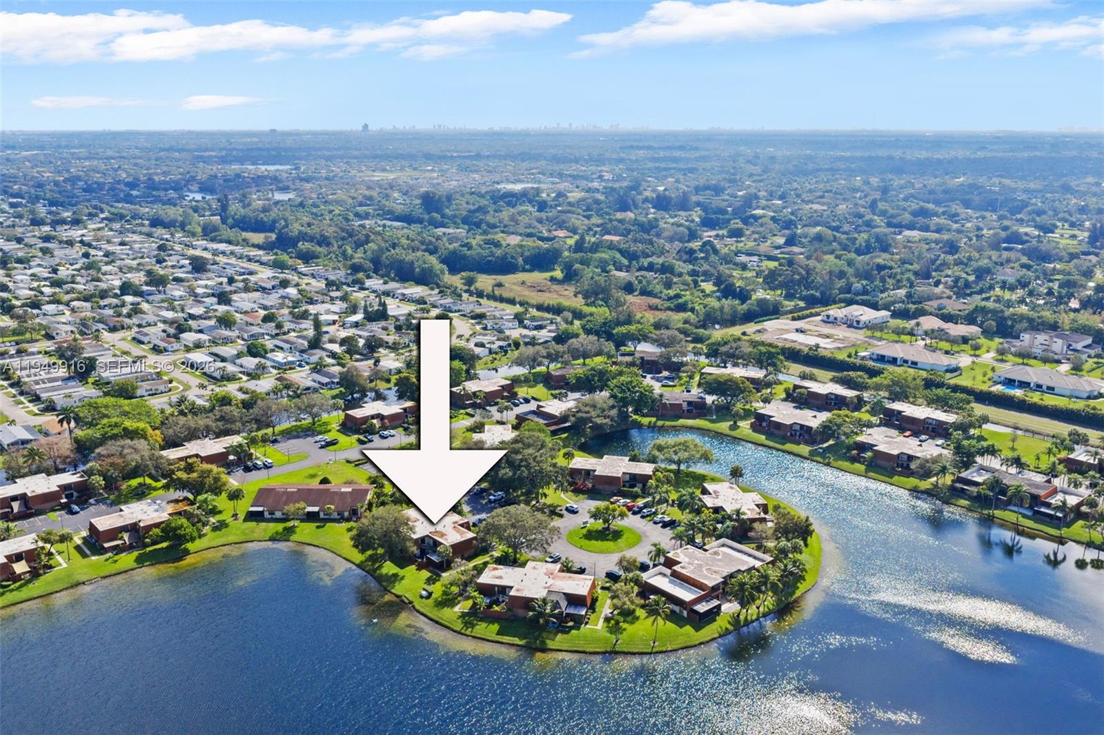 C H E ACRES - Residential