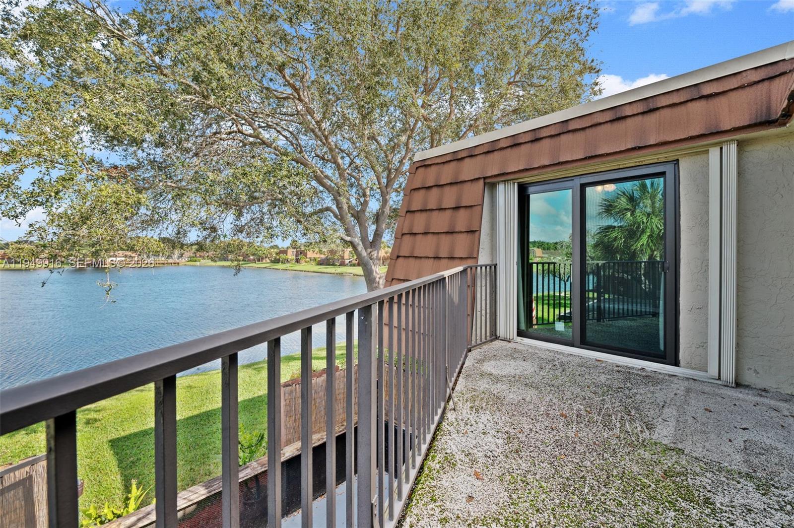 C H E ACRES - Residential