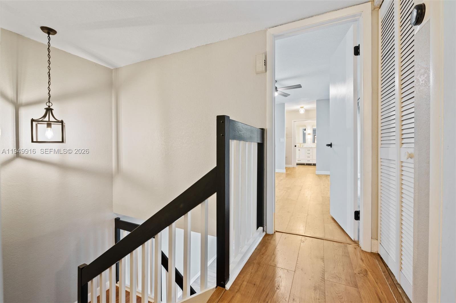 C H E ACRES - Residential