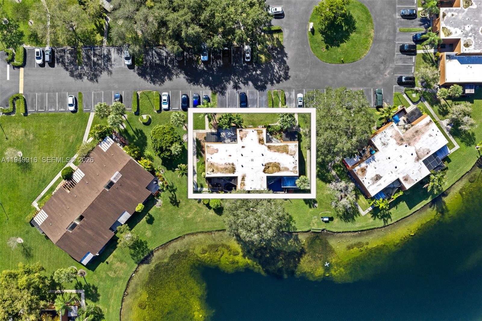 C H E ACRES - Residential