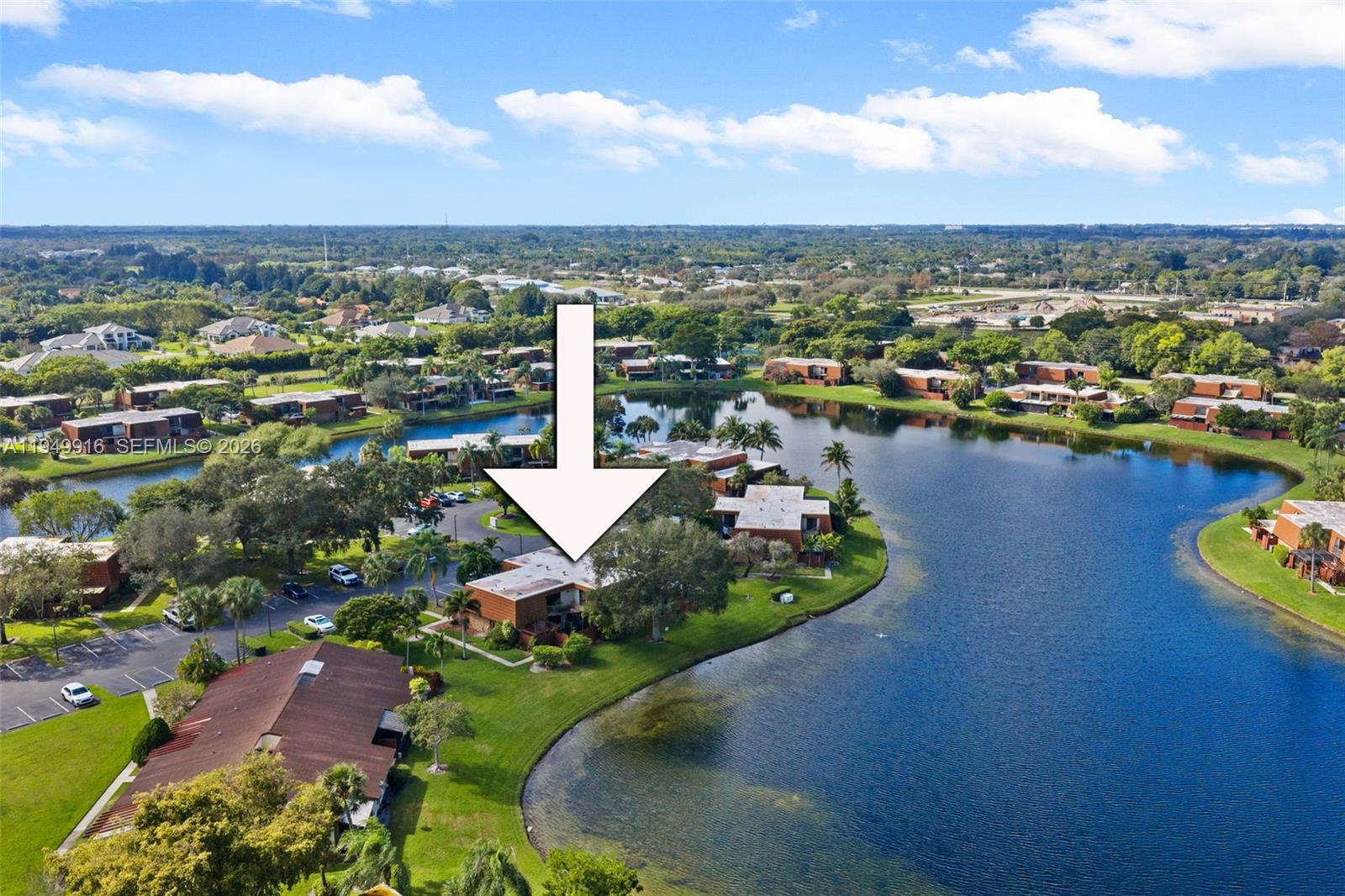 C H E ACRES - Residential